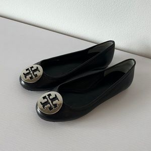 Tory Burch Black Leather Flats with Silver Medallion size 5.5